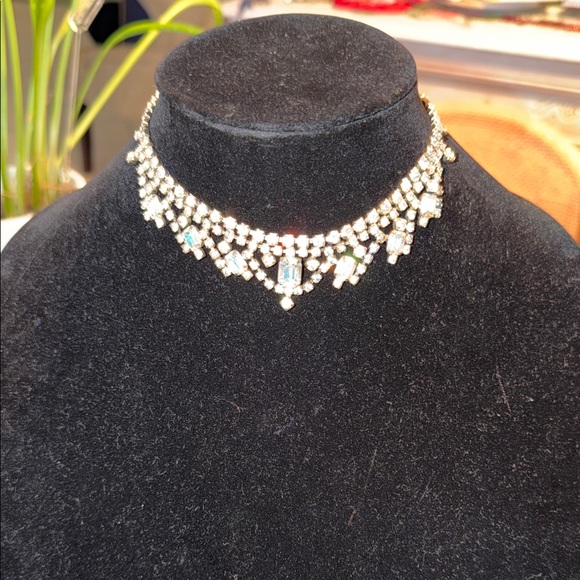 No Label Jewelry - Art deco rhinestone choker vintage